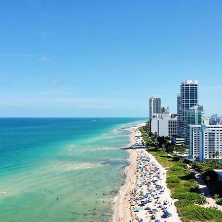 Beach Bae -Deco Studio Steps From The Ocean Apartment Miami Beach Exterior photo